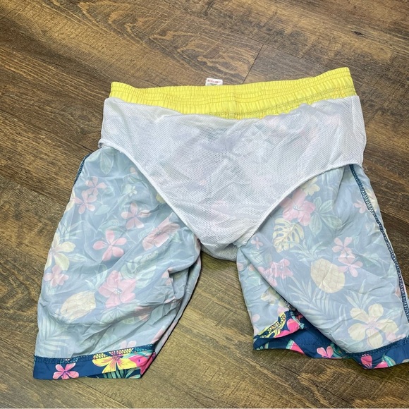 NEW Tommy Bahama Boys Swim Trunks Festive Vallarta Blue Size 14 XL XLarge Shorts - Picture 10 of 11